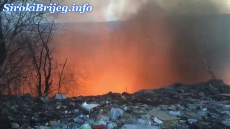 Crni dim i eksplozije nad Širokim Brijegom